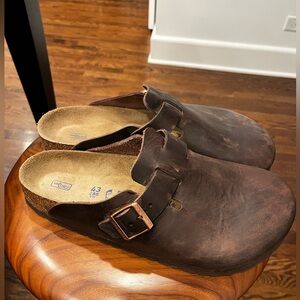 Birkenstock Boston clog in medium brown